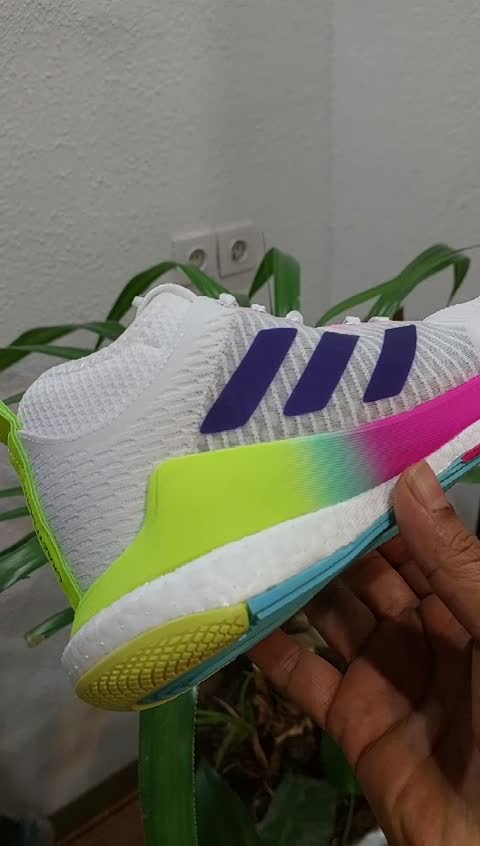 کتونی والیبال هندبال بسکتبال آدیداس کریزی فلایت مید adidas crazy flight mid  مسترکوالیتی ویتنام رنگ سفید زرد صورتی 