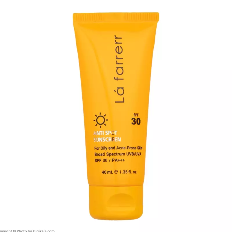 ضد آفتاب بی رنگ و ضد لک لافارر مناسب پوست چرب و آکنه دار با SPF50 