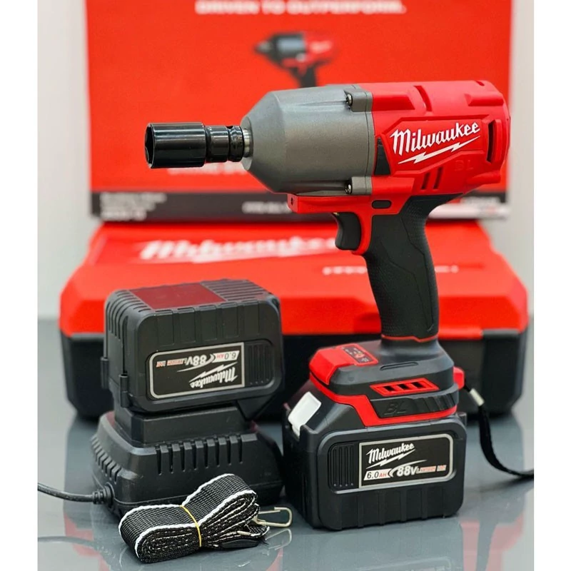 بکس شارژی میلواکی 88 ولت مدل M88-6Ah-1200N