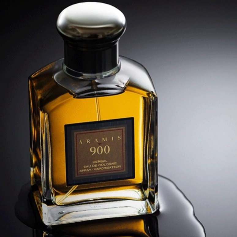 عطر آرامیس 900