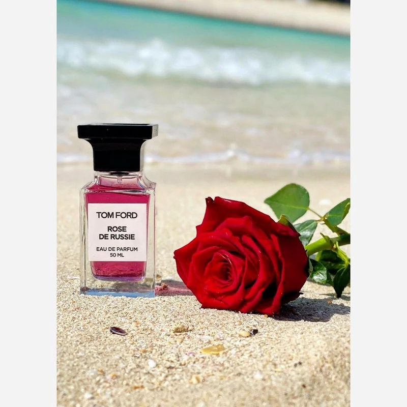 عطر ادکلن تام فورد رز د روسی  Tom Ford Rose de Russie
