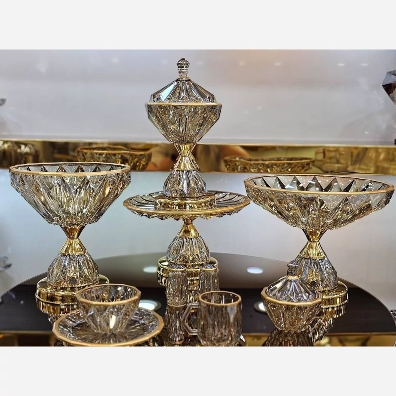 سرویس پذیرایی کریستال 18نفره مودنا شامپاین  طلایی (ارسال رایگان)