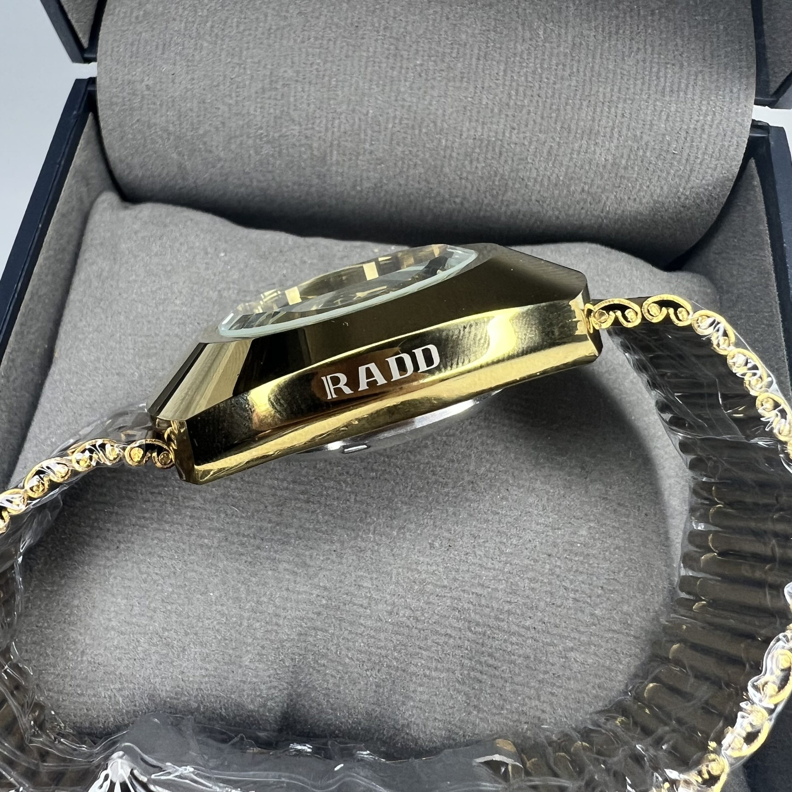 ساعت مچی مردانه رادو Rado طرح اتومات رنگ ثابت
