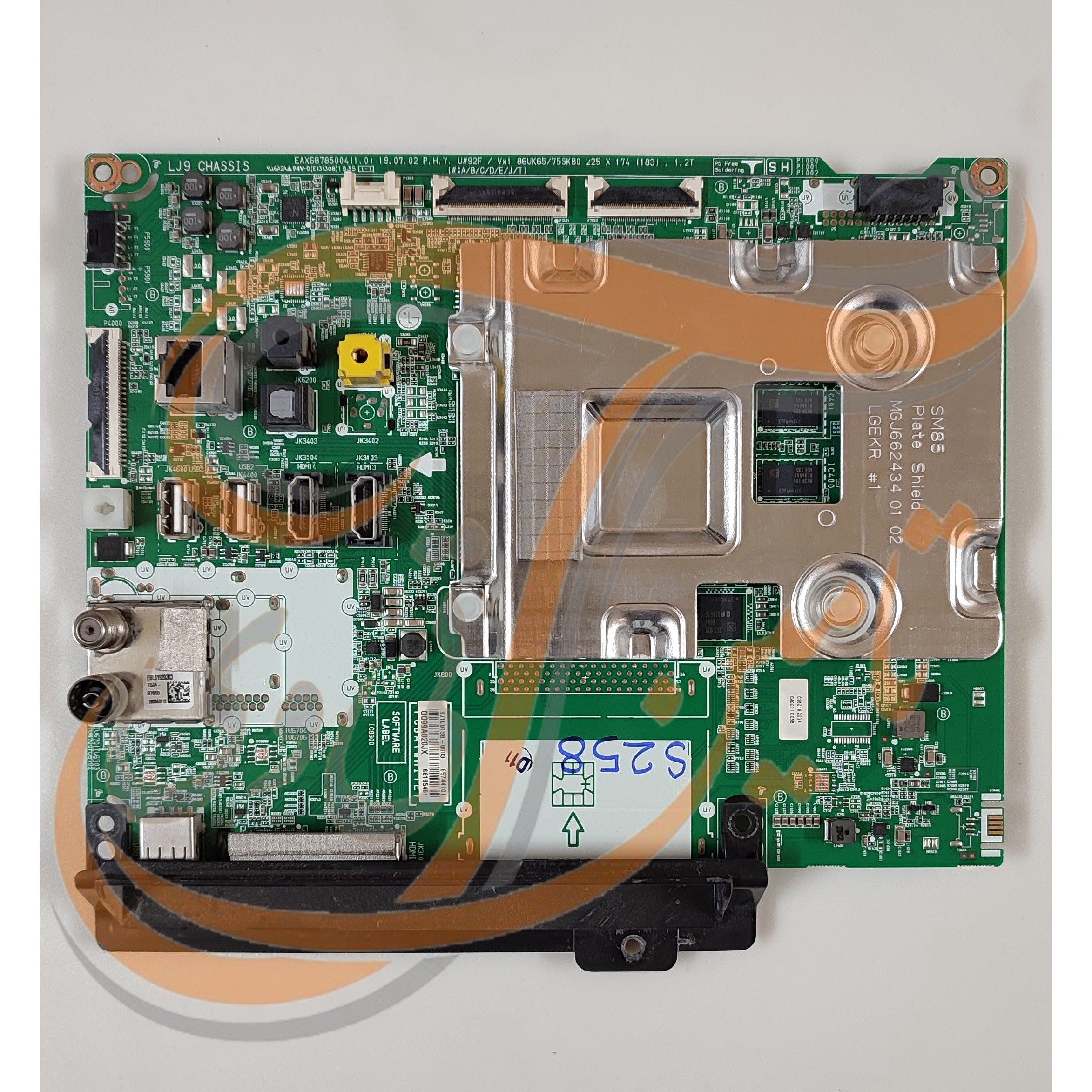 برد مین ال جی 82UM7580