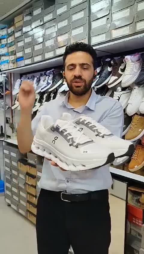 کتونی مردانه ، کتونی آن رانینگ، کتونی وارداتی،کتونی روزمره، کتونی رانینگ، کفش خاص مردانه