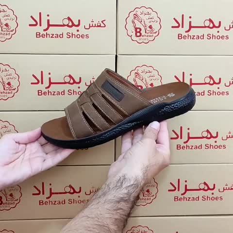 دمپایی تابستانی مردانه پسرانه رنگ قهوه ای سایز 40 تا 45 زیره پیو تزریق لژ 3 سانتی رویه چرم صنعتی سبک و راحت