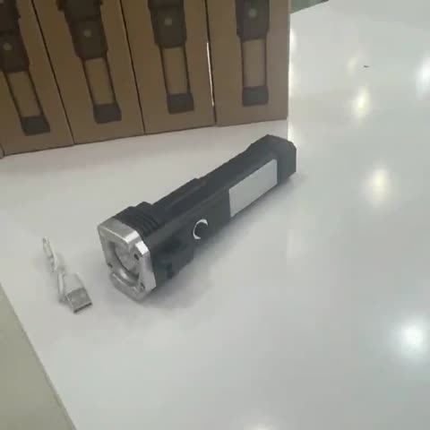 چراغ قوه پلیسی و شیشه شکن LED 3W TORCH