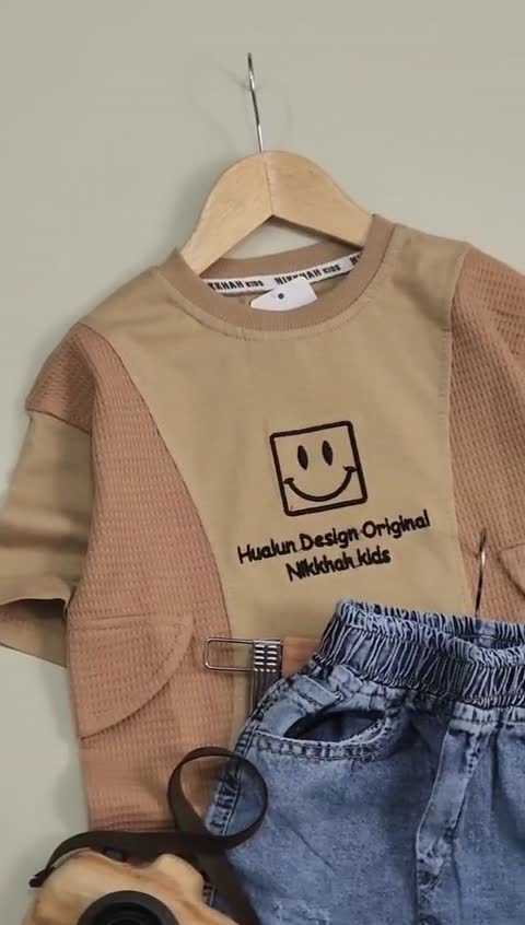 تیشرت وشلوارک لبخند