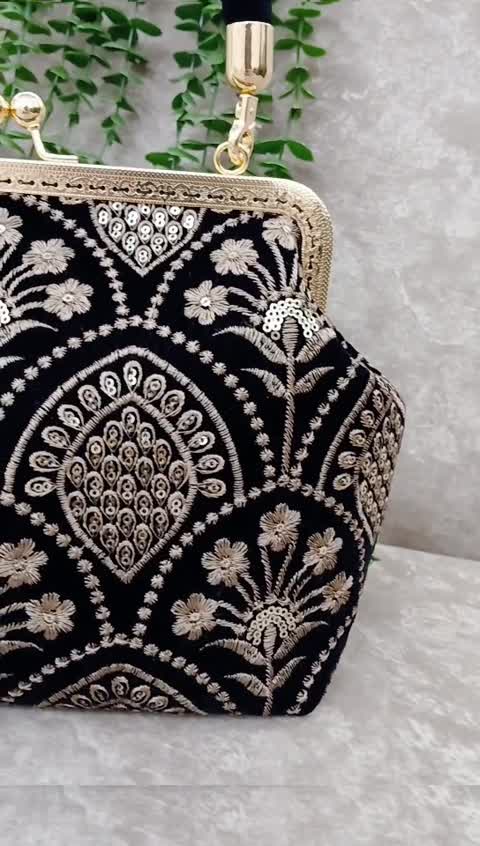 کیف مجلسی و دستدوز دلسا 65