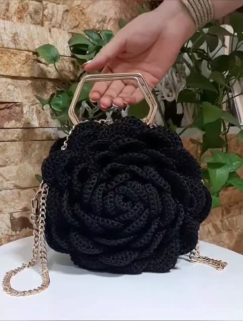 کیف رز مشکی