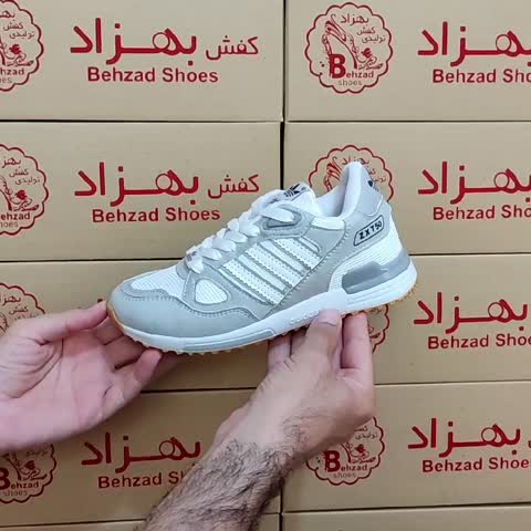 کتونی آدیداس zx750 سه خط پسرانه رنگ طوسی سایز 33 تا 36 کفی طبی کف دوخت زیره پیو لژ سه سانتی رویه فابیلاک و راشل خارجی
