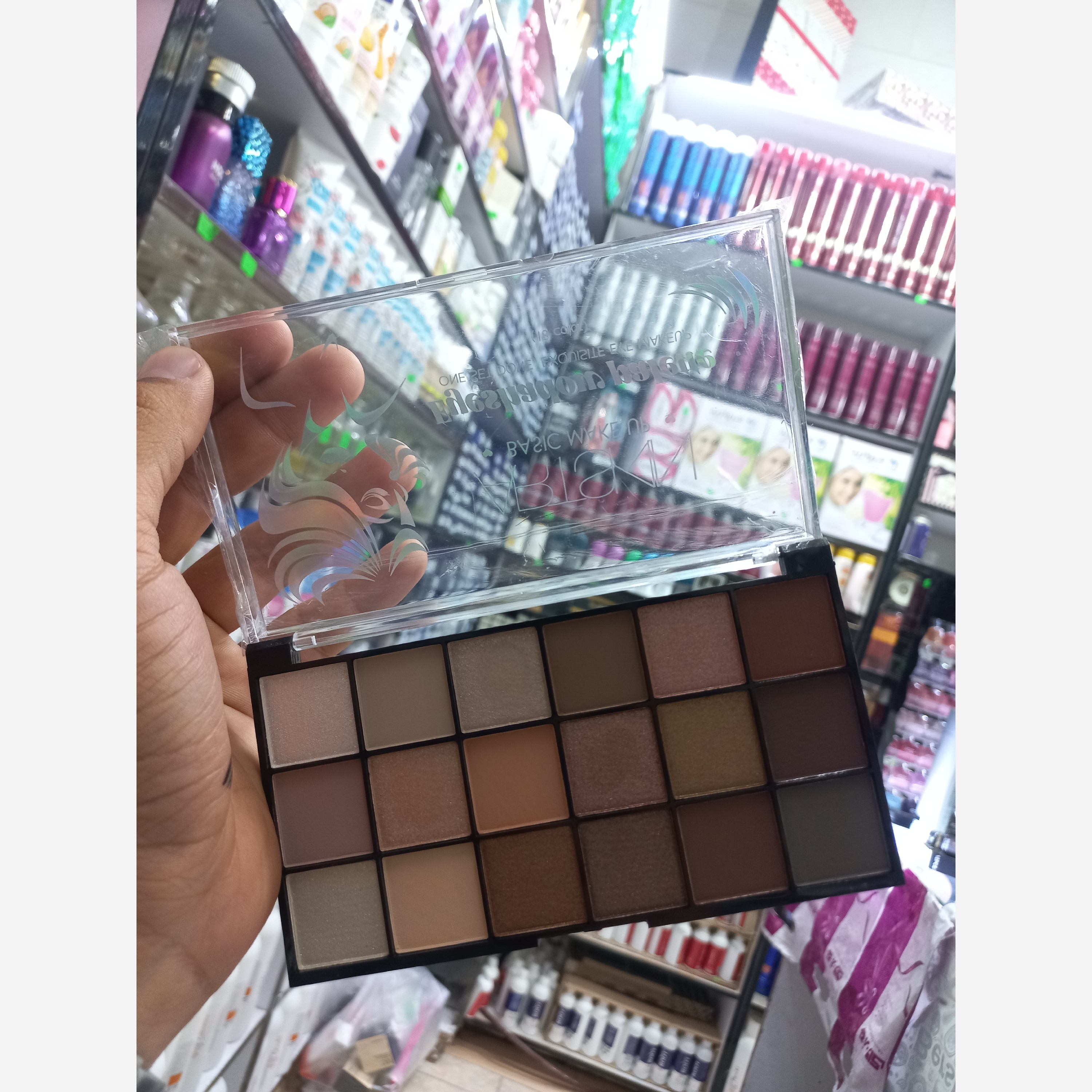 سایه 18 رنگ آرتسکین جنس درجه 1 اصلی 