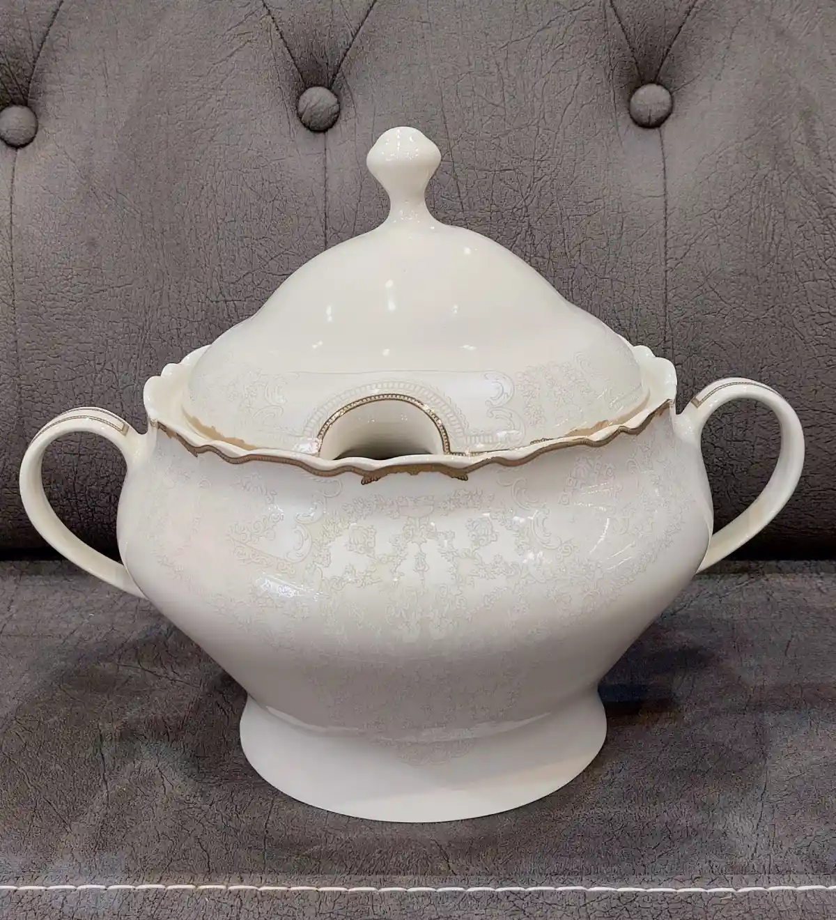 سوپخوری درب دار اودیسه کد 8019