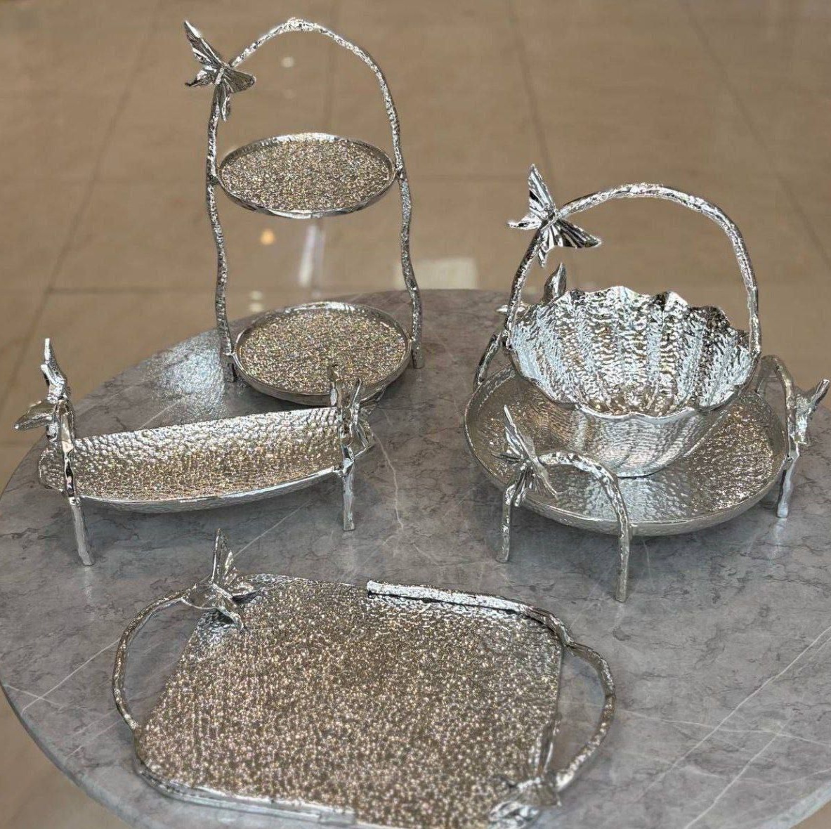 سرویس ایوان پروانه 