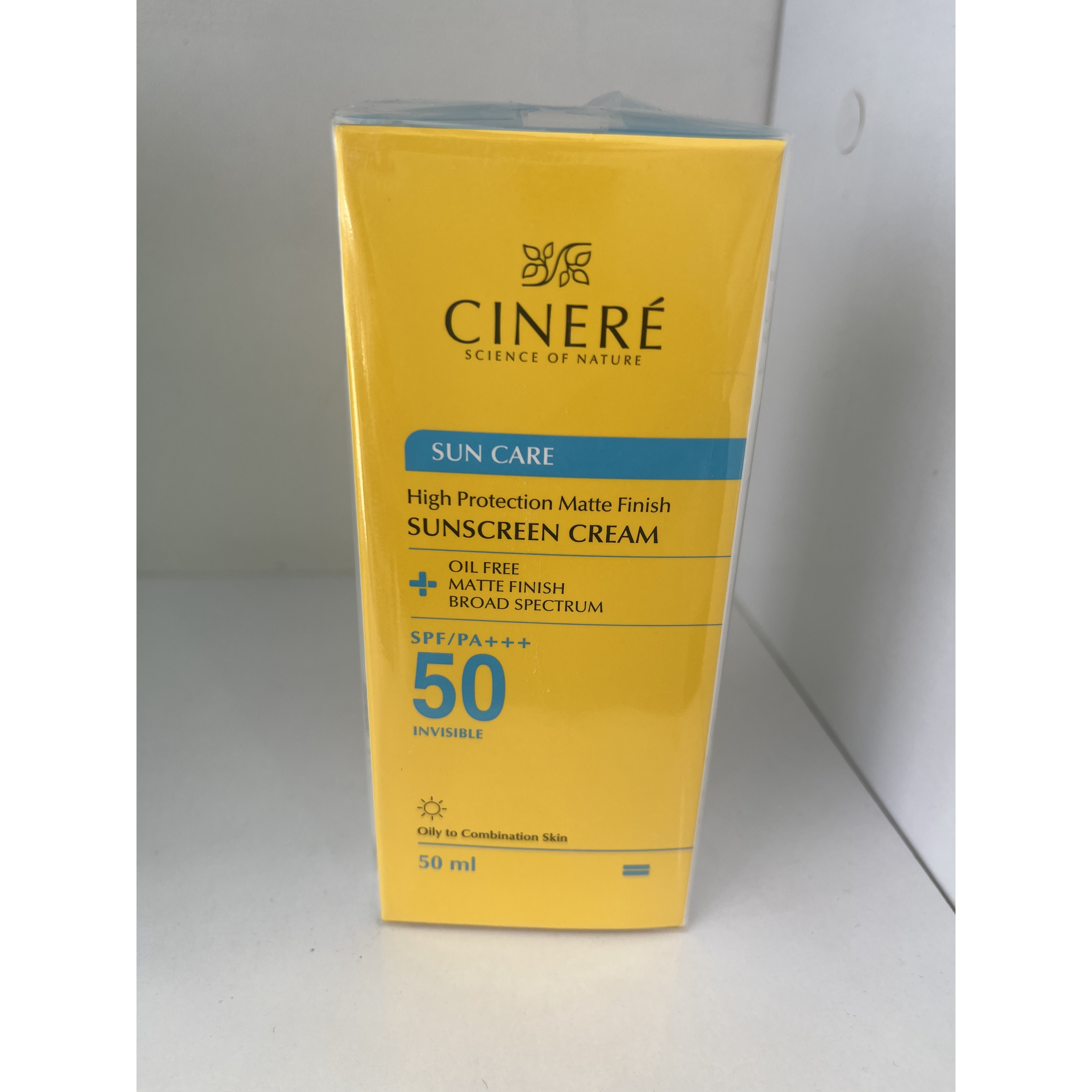 ضدآفتاب بی رنگ spf50 سینره 50 میل