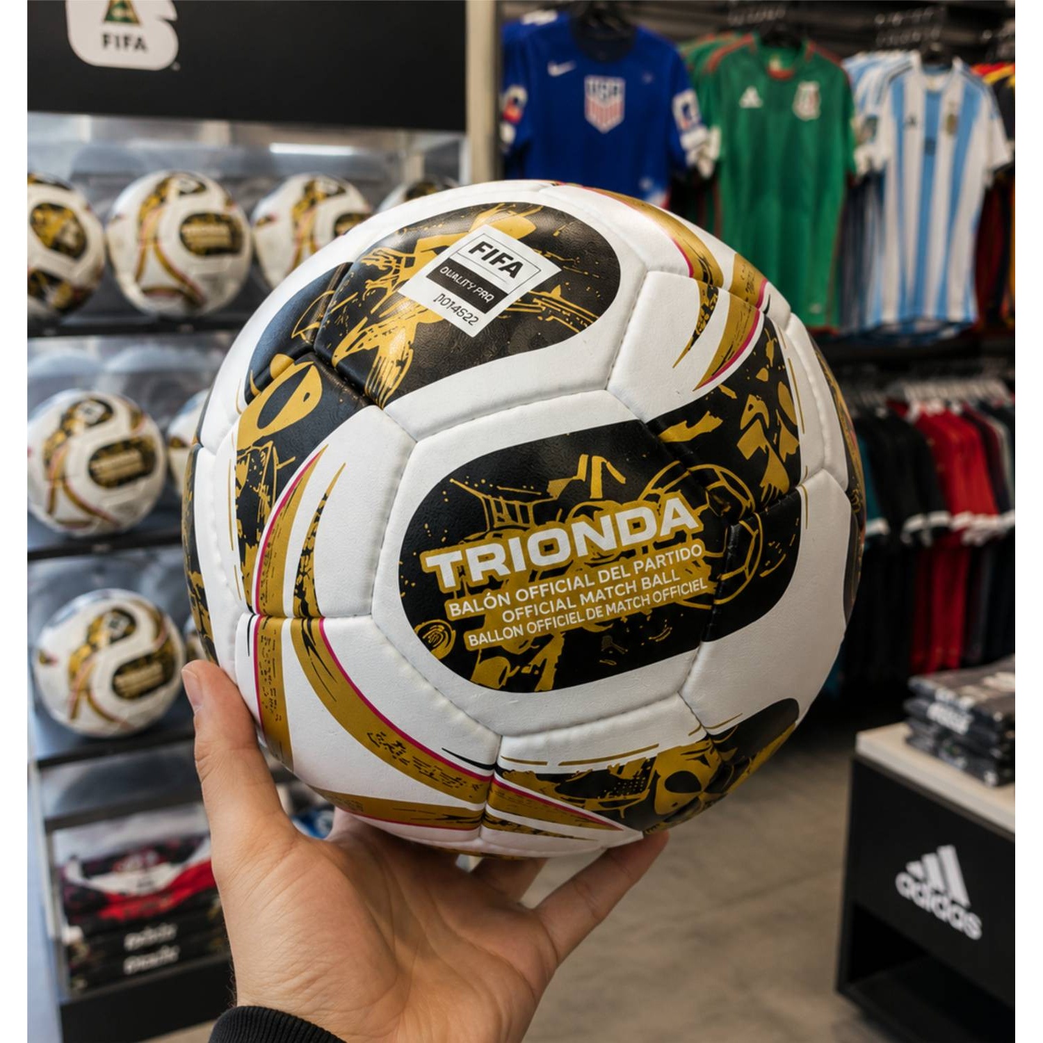توپ فینال جام جهانی 2026
