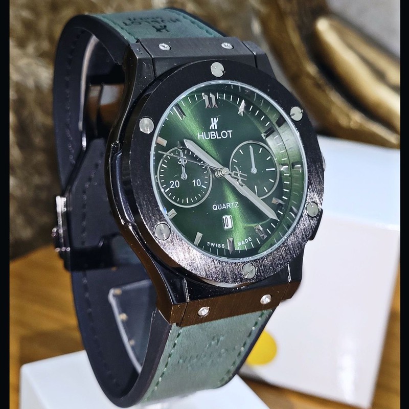 ساعت مچی عقربه ای مردانه مدل تک موتورکد sbz08
