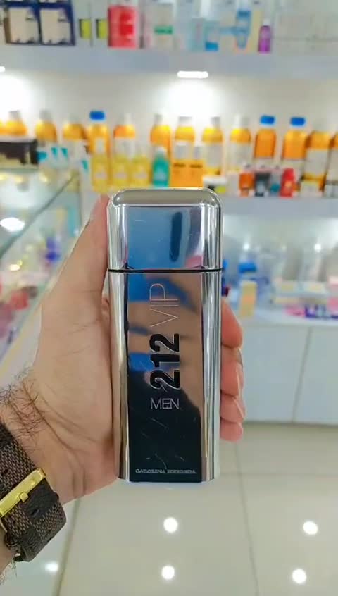212 وی آی پی مردانه (بدون کارتن)