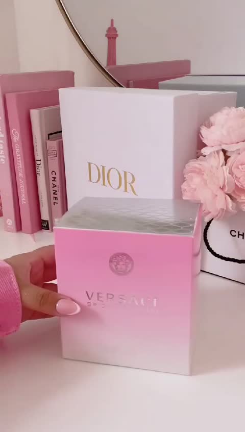 عطر ورساچه برایت کریستال 10 میل (صورتی) عطر سک..سی زنانه- ارسال رایگان 