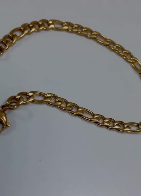 دستبند فیگارو طلایی استیل رنگ ثابت 