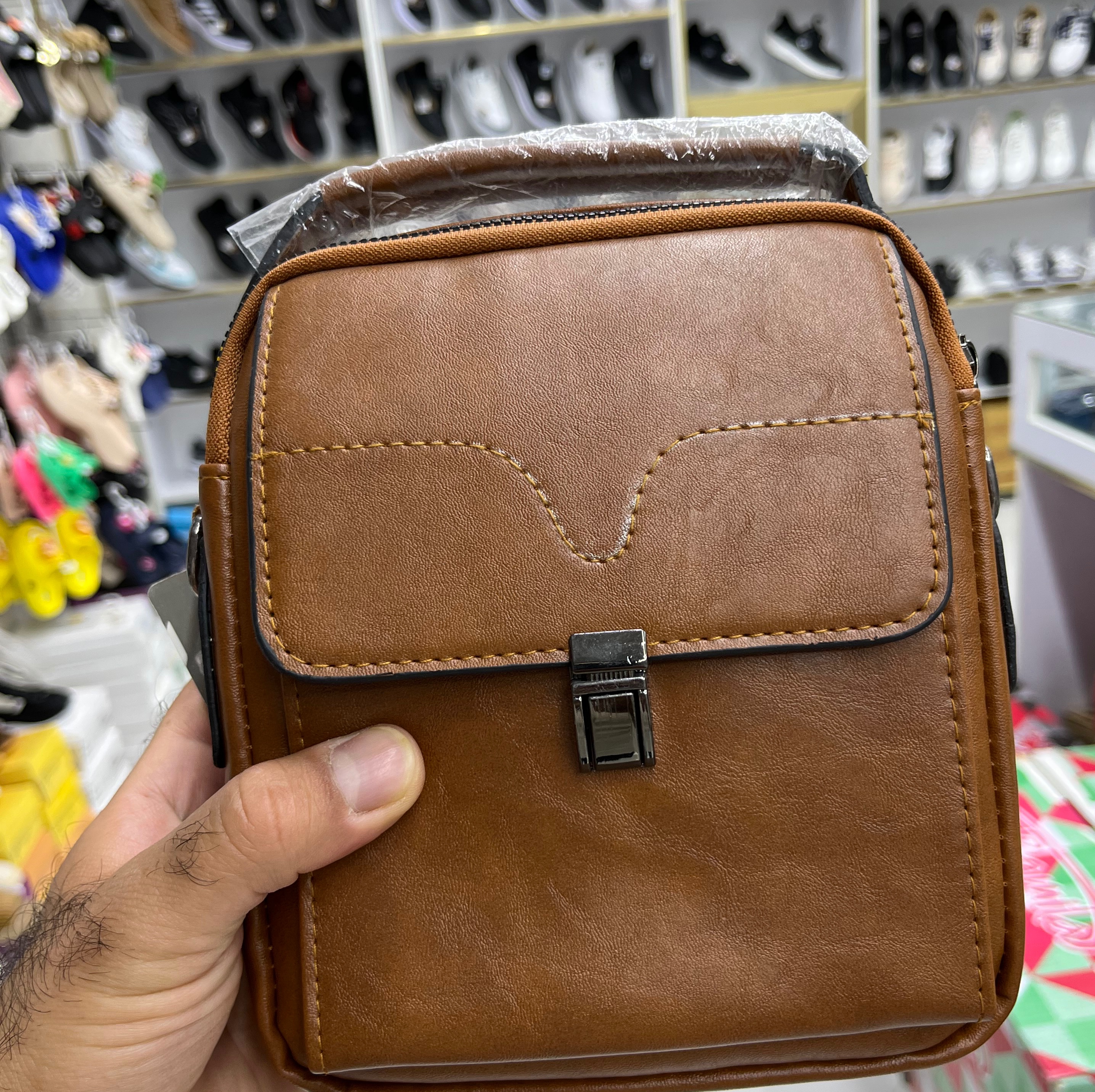 کیف میلانو عسلی و مشکی سایز متوسط و کوچک