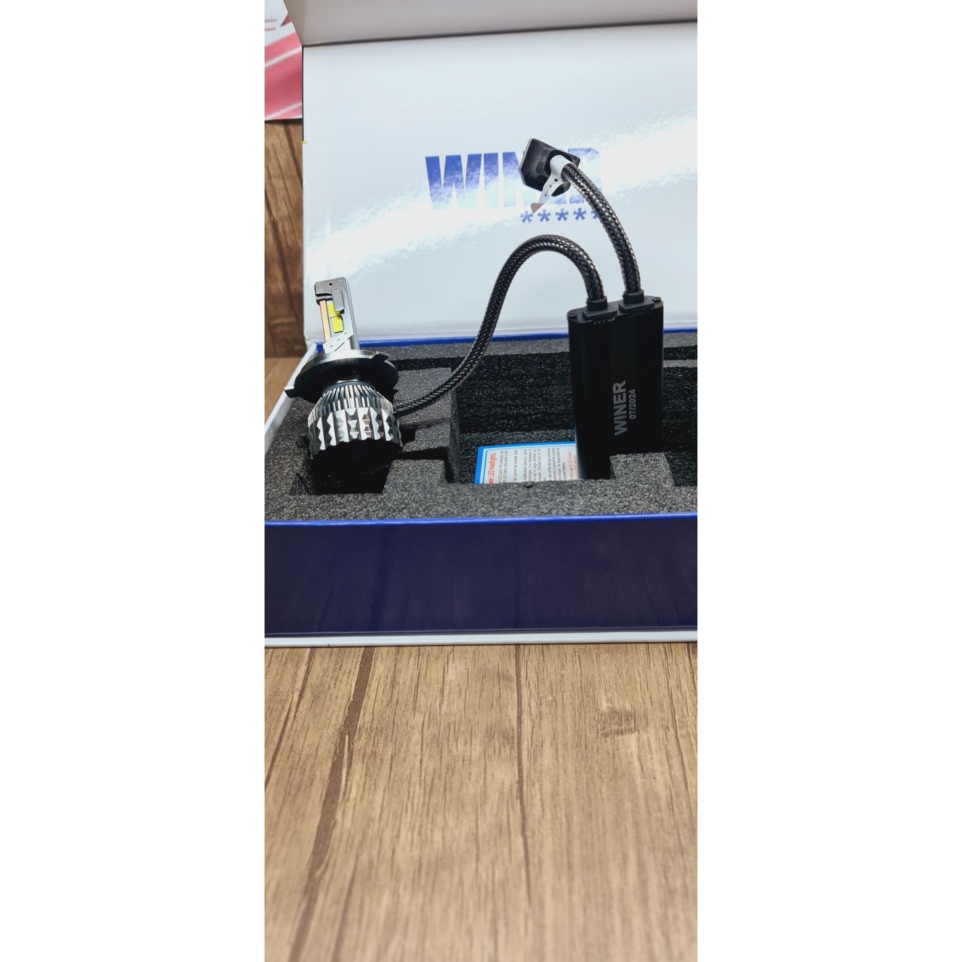 هدلایت تک حالته نور سفید قوی WINER V120 خار H4 بسته 2 عددی