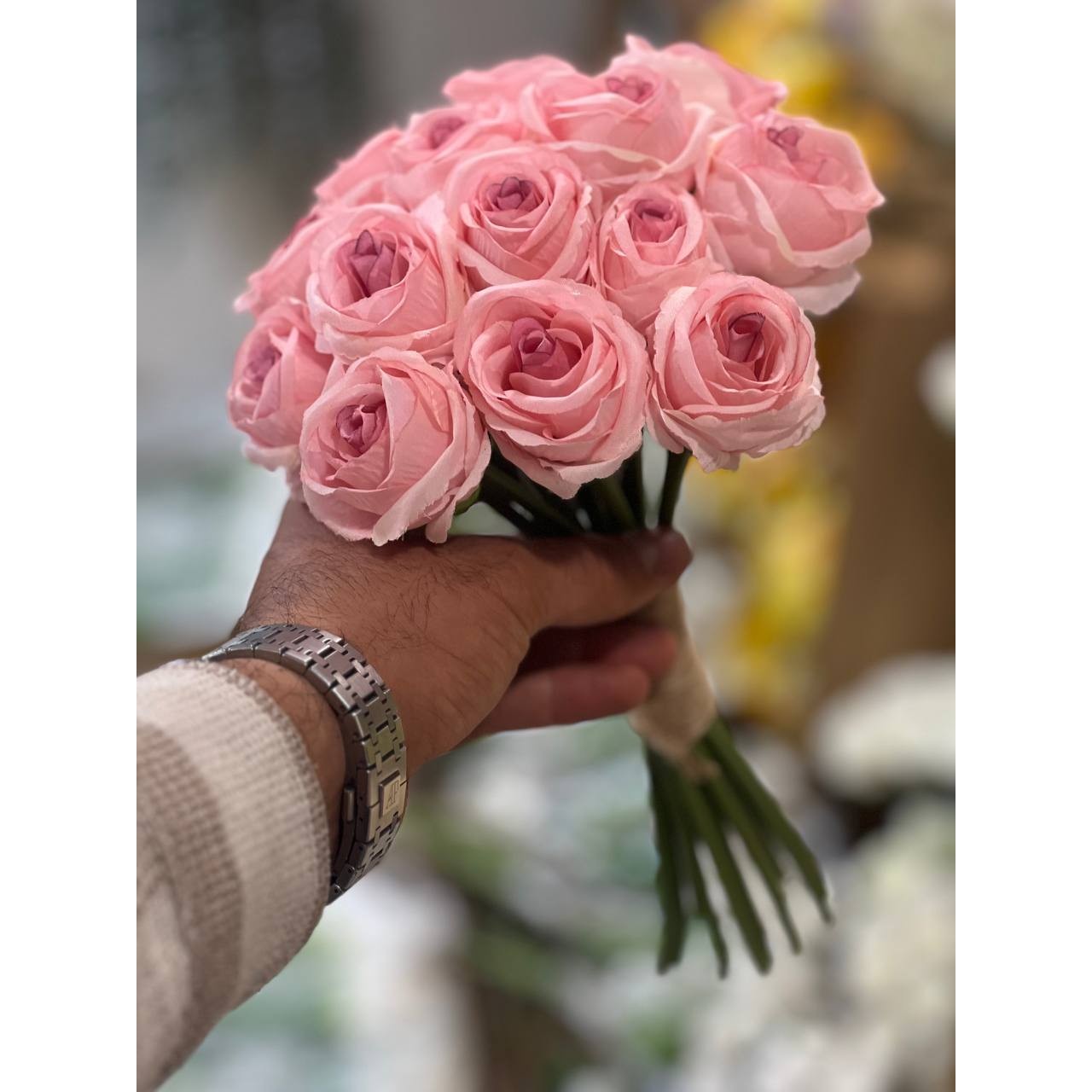 گل مصنوعی مدل دسته رز توپی 14 شاخه رنگ صورتی تیره