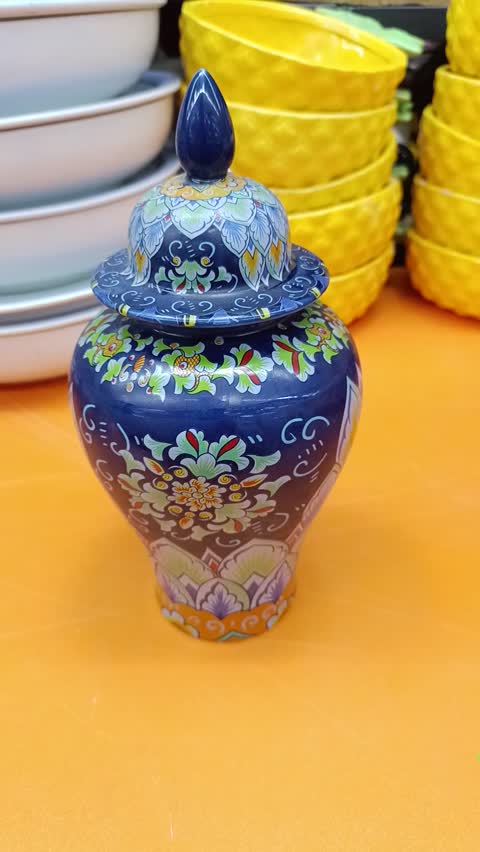 شکلات خوری سرامیکی دربدار طرح گل سنتی،دکوری زیبا و کاربردی