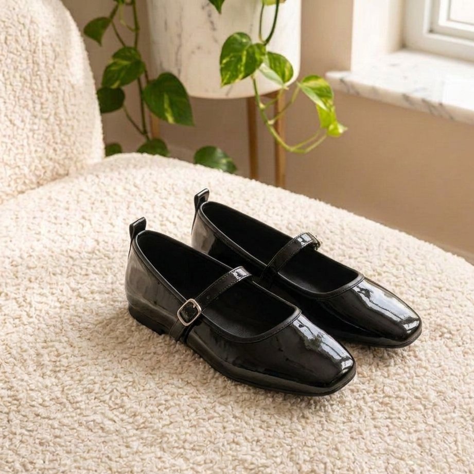 کالج چرم ورنی کمربندی زنانه