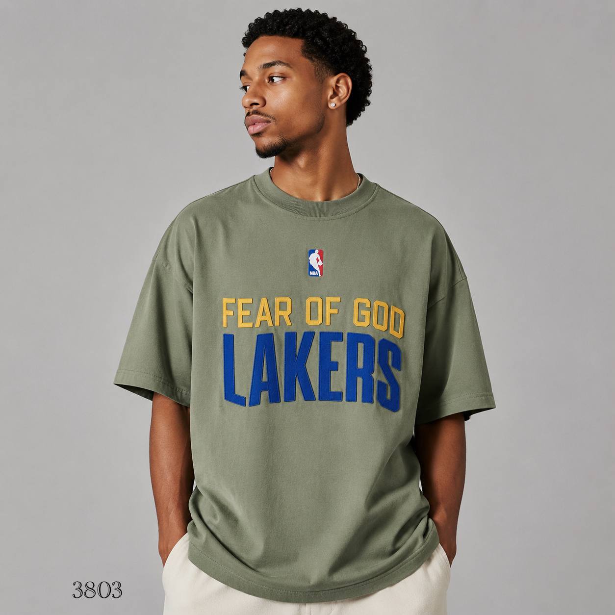 تیشرت مردانه باکسی طرح Lakers مدل Fear Of God چاپ برجسته دورس 2 نخ لاکرا