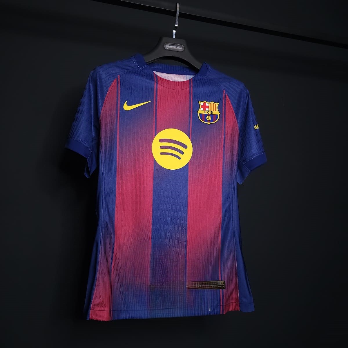 لباس اول بارسلونا 2026 پلیری مشابه اورجینال