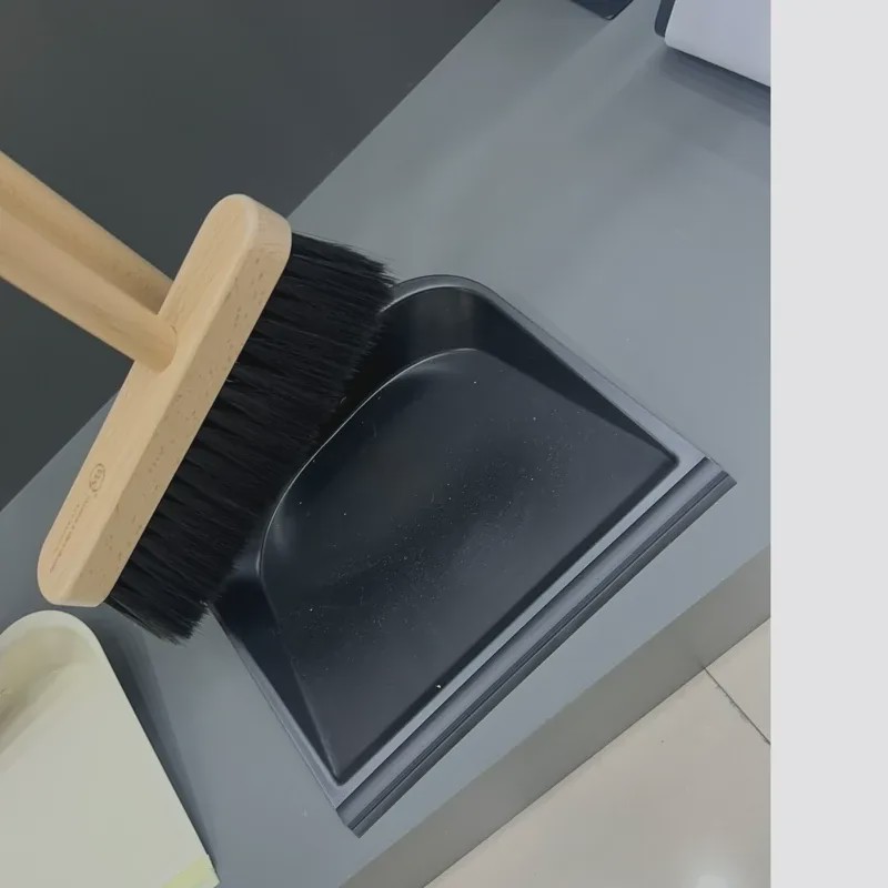 ست جارو و خاک انداز دسته بلند چوبی WS کد W26