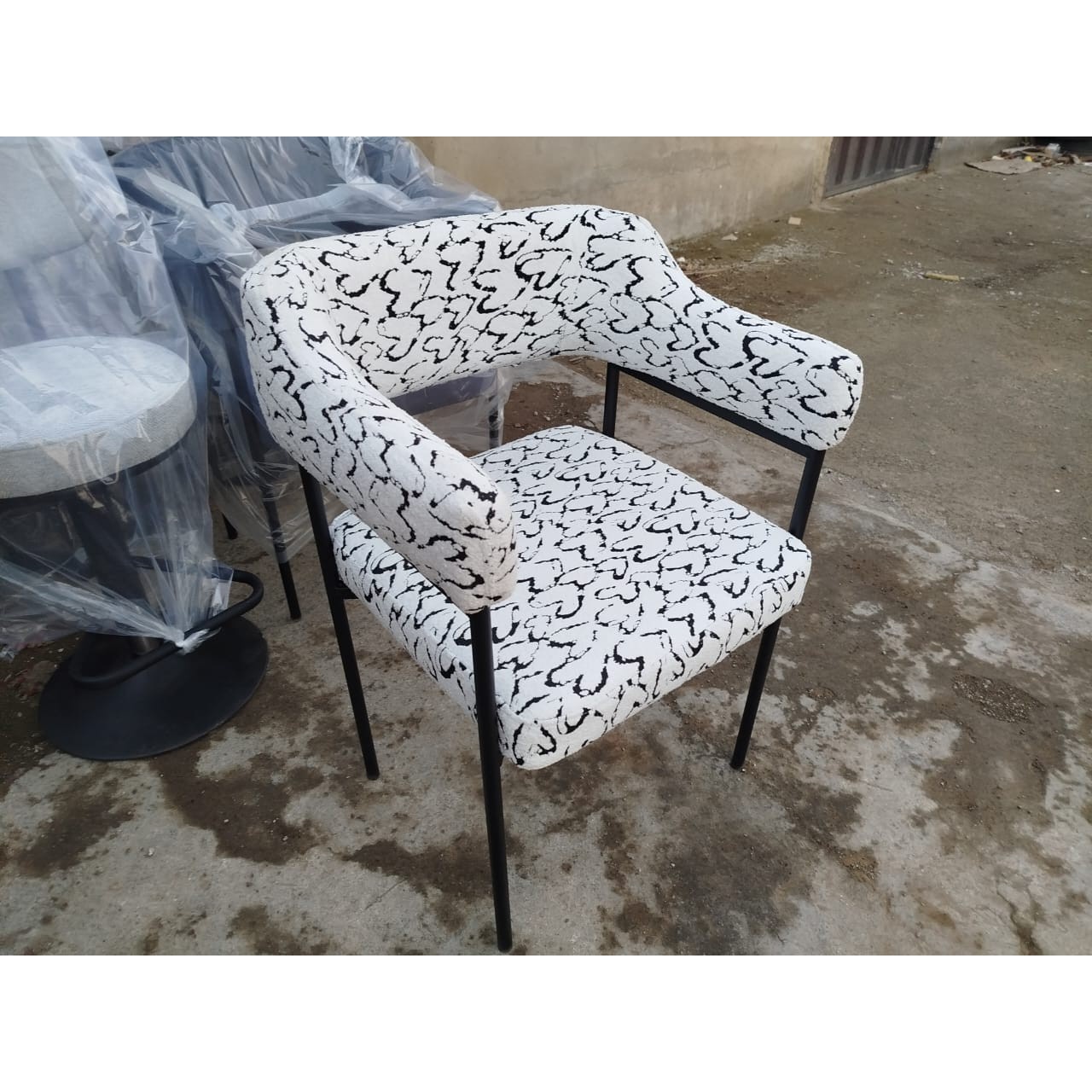 صندلی نهار خوری جوکر