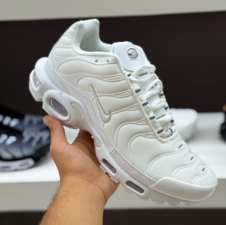 کتونی ویتنامی نایک ایرمکس پلاس تی ان تمام سفید کیفیت اورجینال Nike Air Max Plus TN