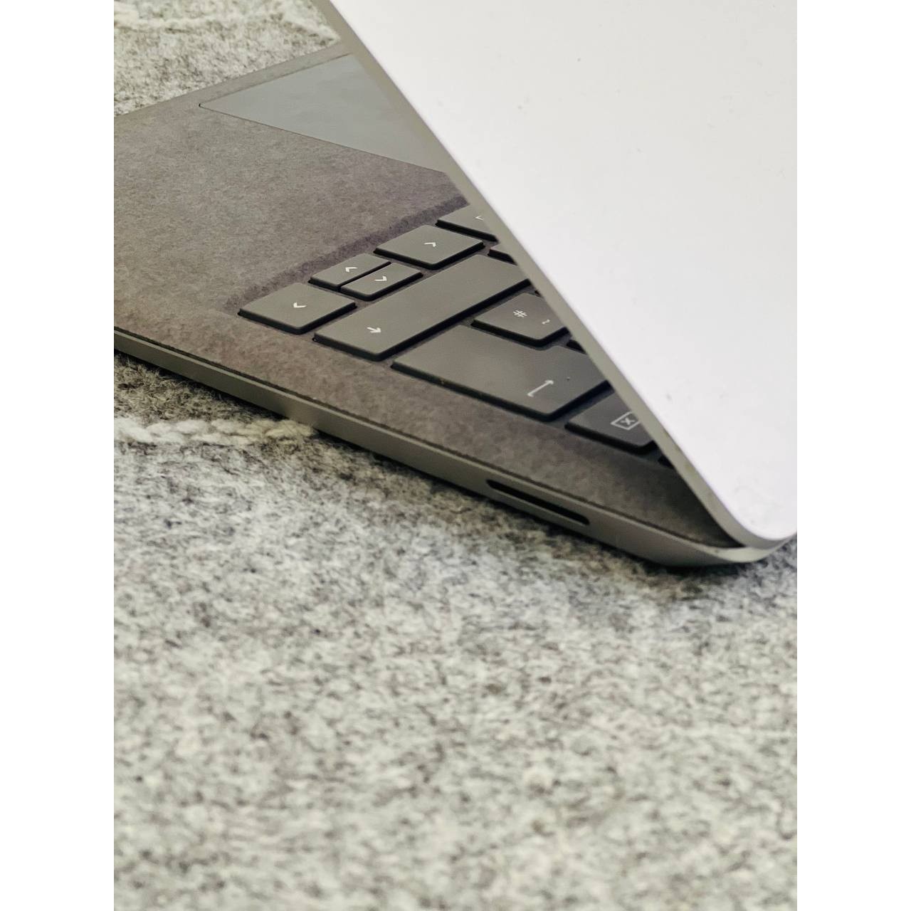 سرفیس لپ تاپ Microsoft surface laptop 3 i5-1035g7 8gb ddr4 256gb ssd Intel 13.5 inch 2K Touch