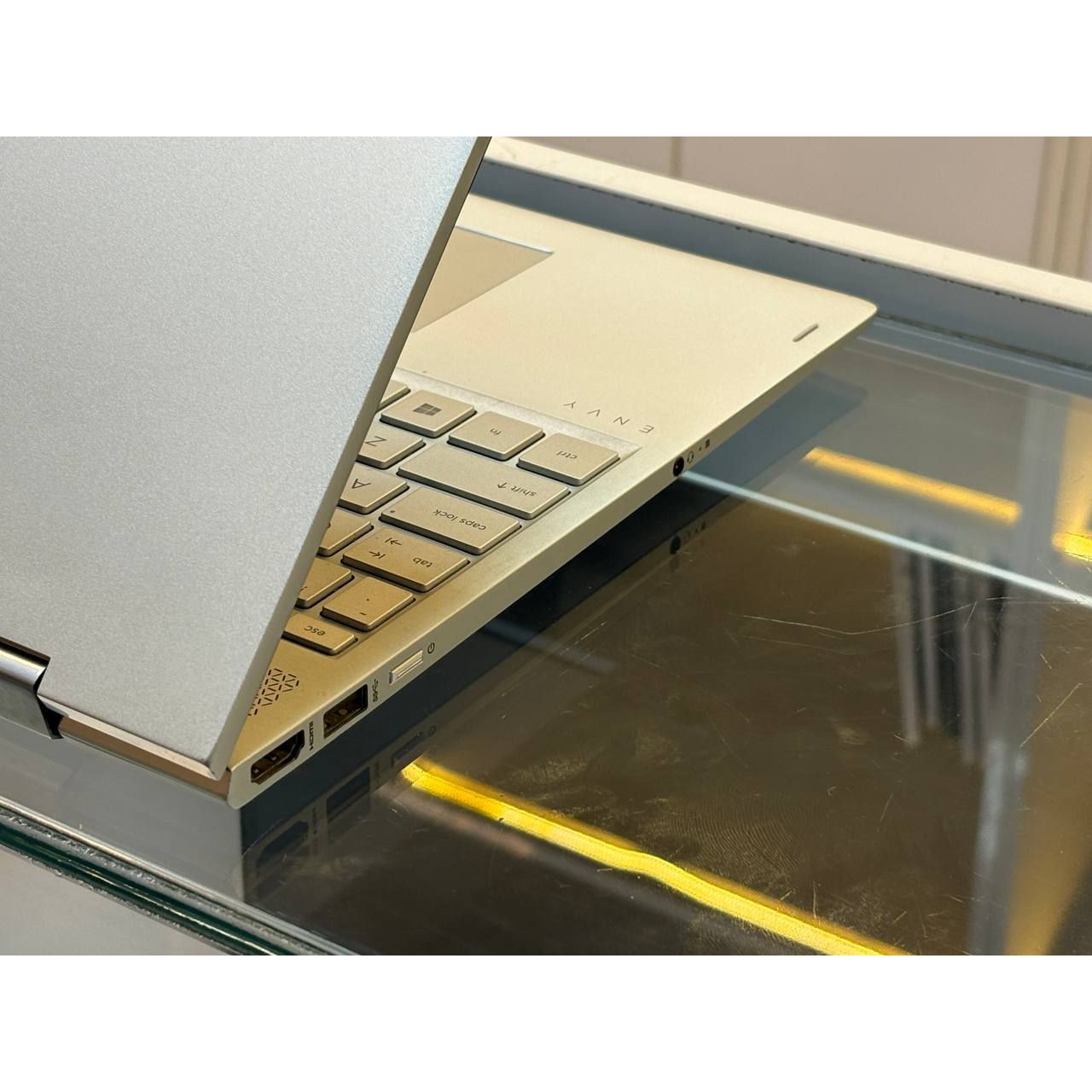 لپتاپ HP ENVY 15 i7-8550U 16gb ddr4 512gb ssd Intel uhd 15 6 inch FHD TOUCH x360