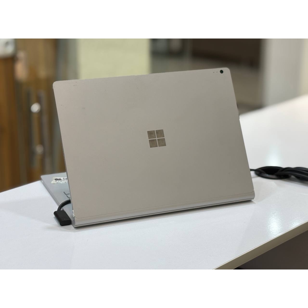لپتاپ Microsoft surface book 2 i7-8650U 16gb ddr4 512gb ssd 2gb-nvidia gtx 1050 13.5 inch 3K touch