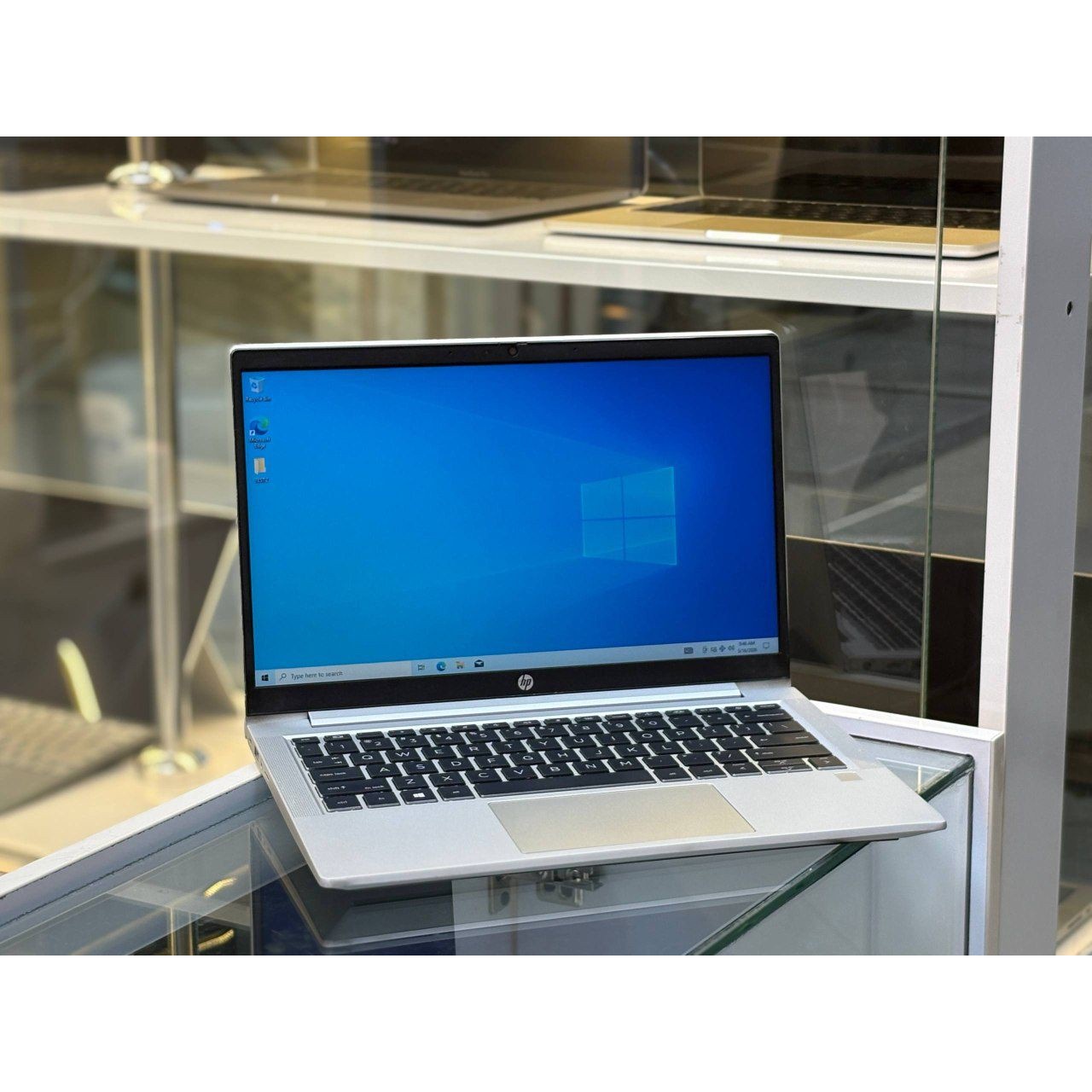 لپتاپ HP pro book 430 G8 i5-1135G7 8gb ddr4 256gb ssd Intel iris xe 13.3 inch HD