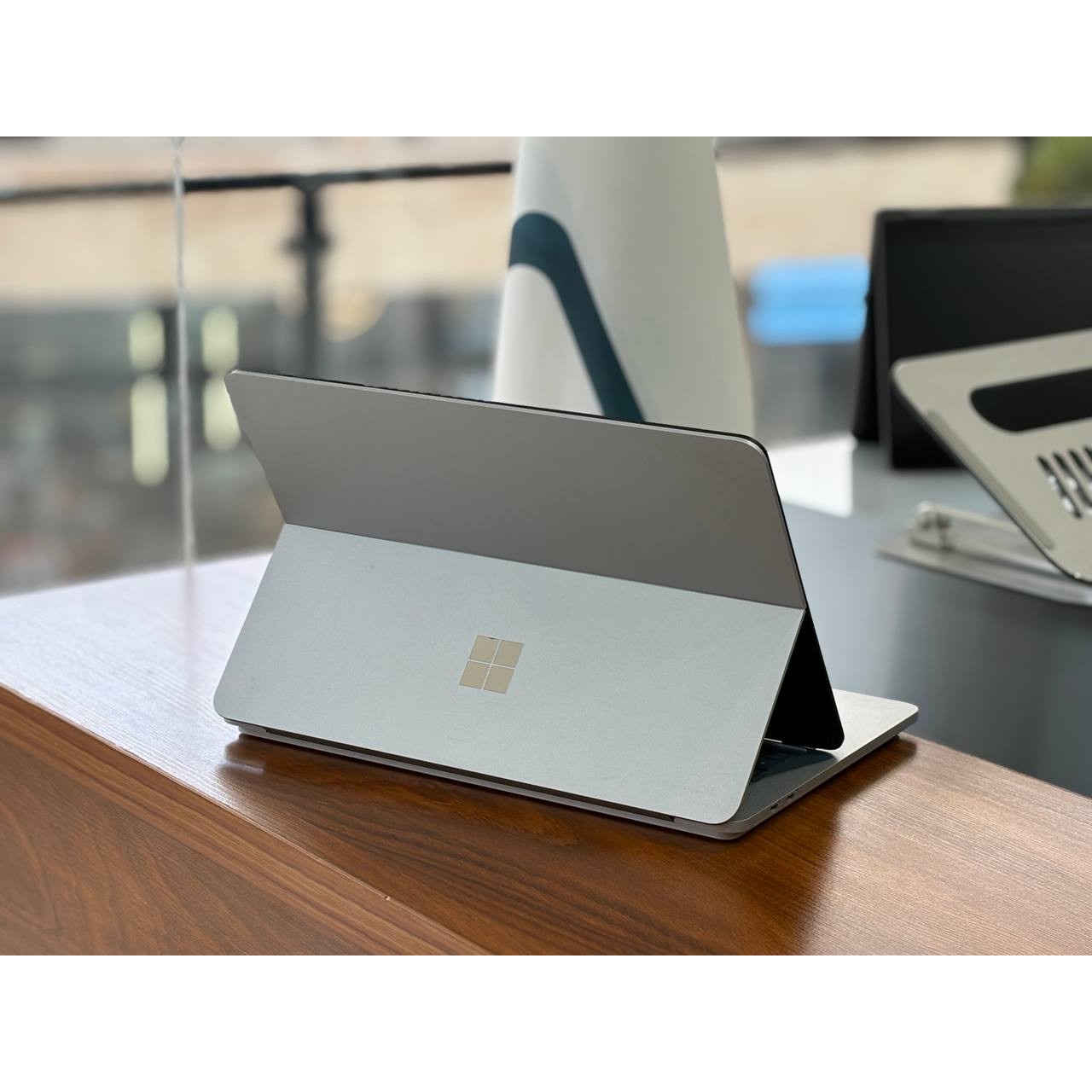 لپتاپ Microsoft surface laptop studio 1 i7-11370H 32gbddr4 1Tbssd 4gb-rtx 3050Ti 14 1 2K touch