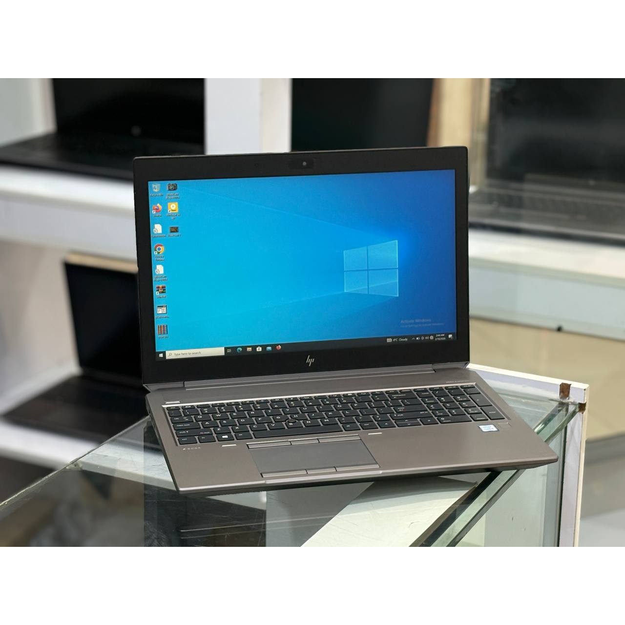 لپتاپ HP zbook 15 G6 i7-9850H 16gbddr4 512gbssd 4gb-T1000 15 6 FHD