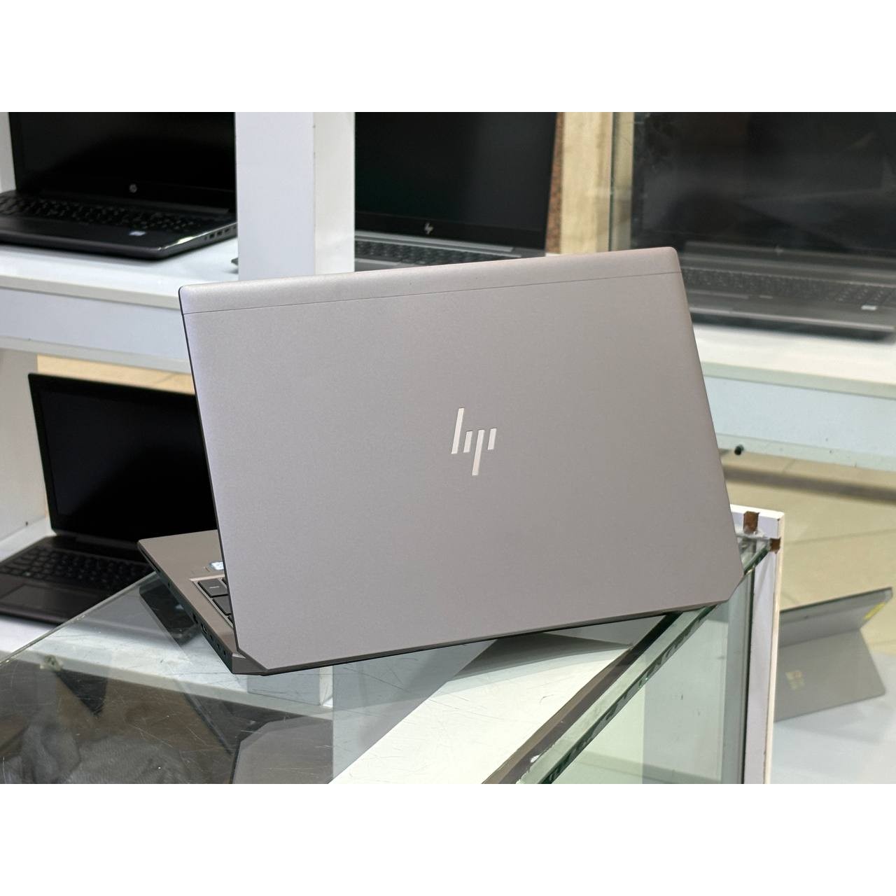 لپتاپ HP zbook 15 G6 i7-9850H 16gbddr4 512gbssd 4gb-T1000 15 6 FHD