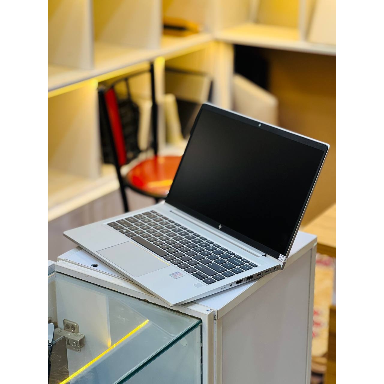 لپ تاپ HP ELITE BOOK 640 G10 I5-1335U 16GB ddr4 512GB ssd Intel UHD 14 1 inch FHD
