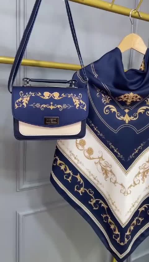 کیف و روسری یا شال نخی طرح فرفوژه سلینا برند مونتلا