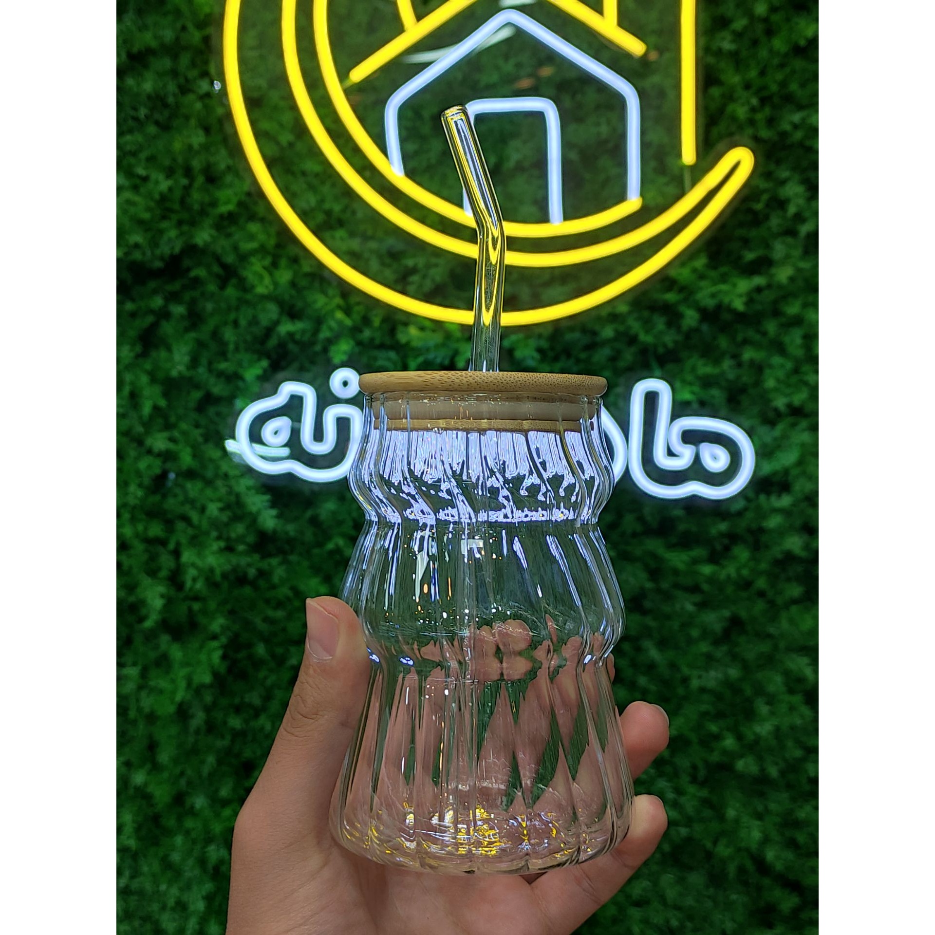 لیوان اسموتی نی دار پیرکس با درب چوب بامبو