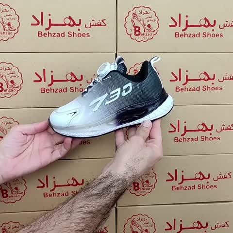 کتونی 730 بچه گانه پسرانه اسپرت سایز 31 تا 36 رنگ سفید طوسی زیره کپسولی لژ 4 سانتی رویه راشل پُختی بند پُمپی فنری سبک