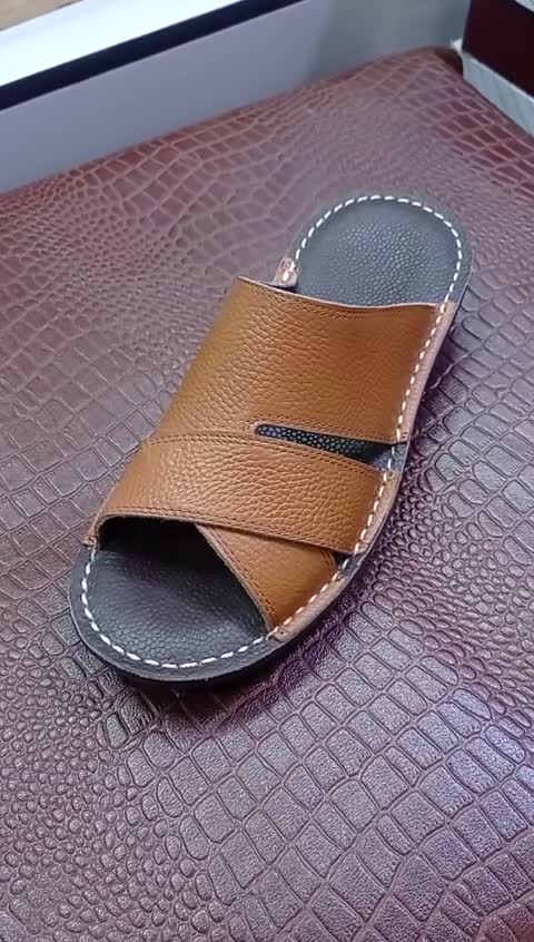صندل چرم طبی مردانه دستدوز چیچک
