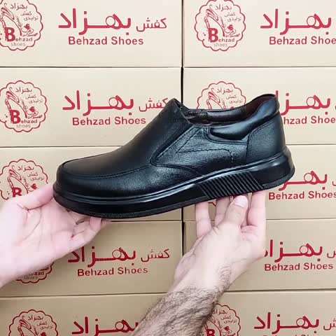 کفش تمام چرم طبیعی گاوی مردانه سایز 41 تا 44 رنگ مشکی زیره پیو تزریق کفی طبی لژ 3 سانتی رویه چرم طبیعی گاوی سبک راحت