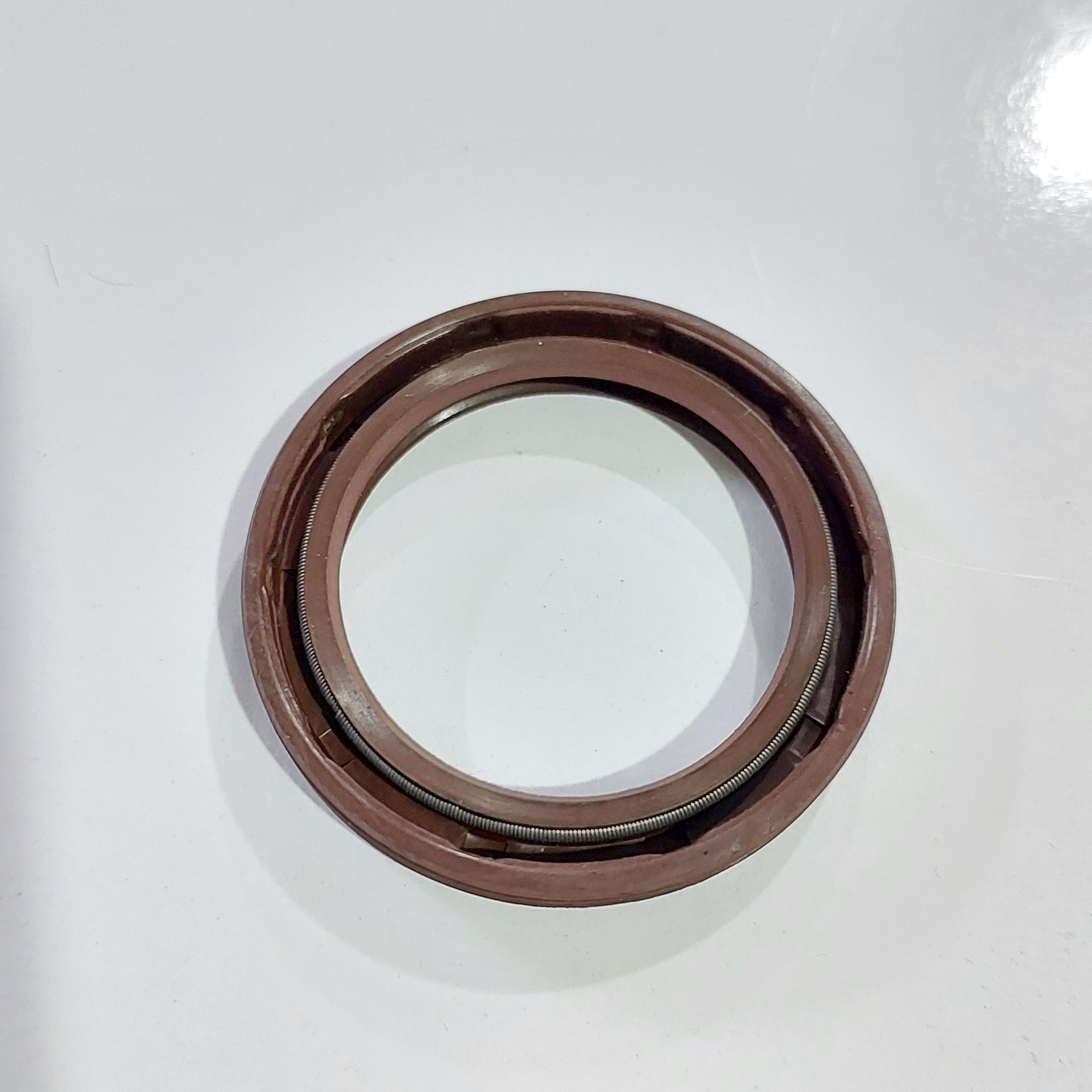 کاسه نمد سر میلنگ ال90 PSA E8
