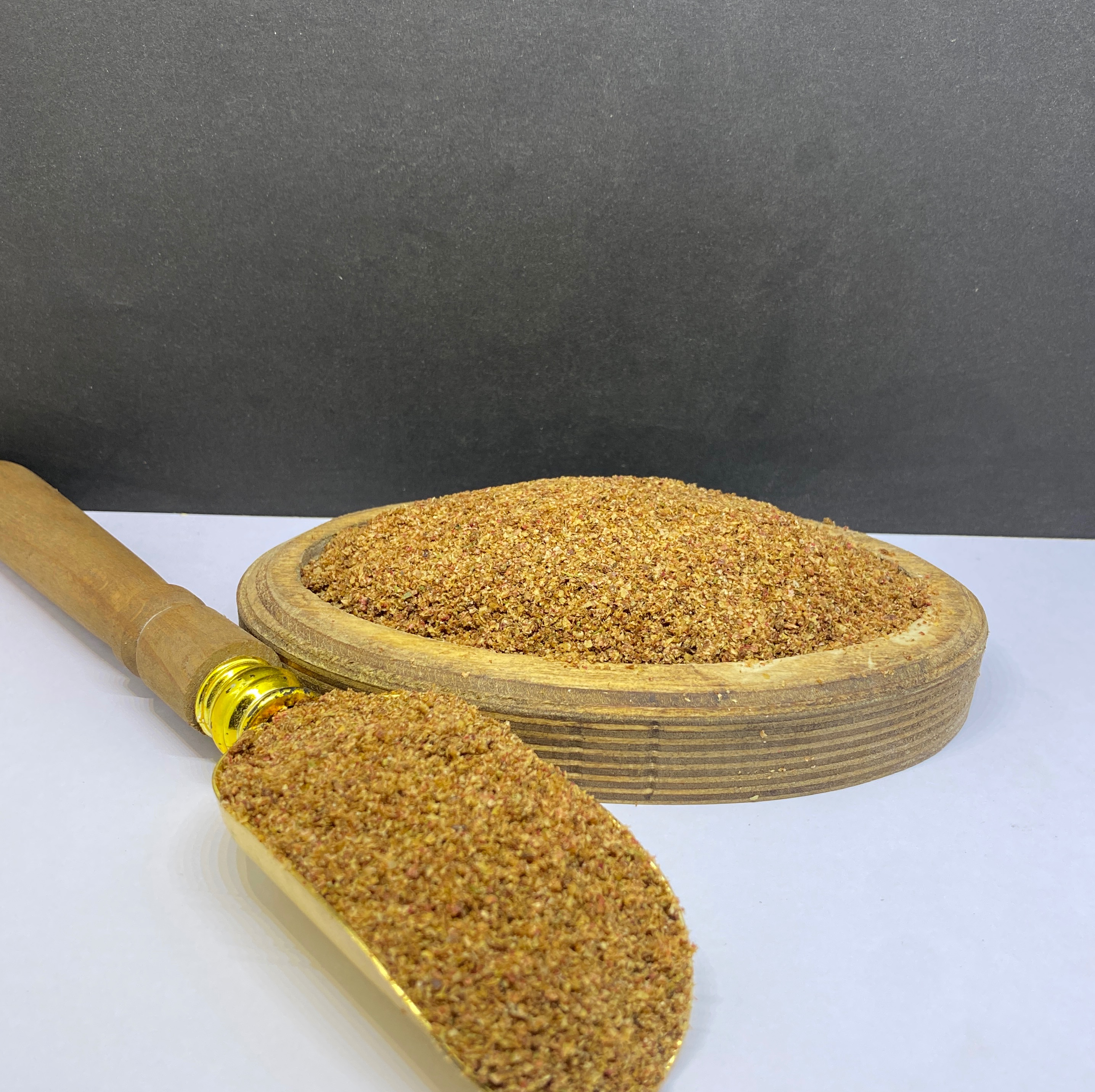 سماق قهوه ای
