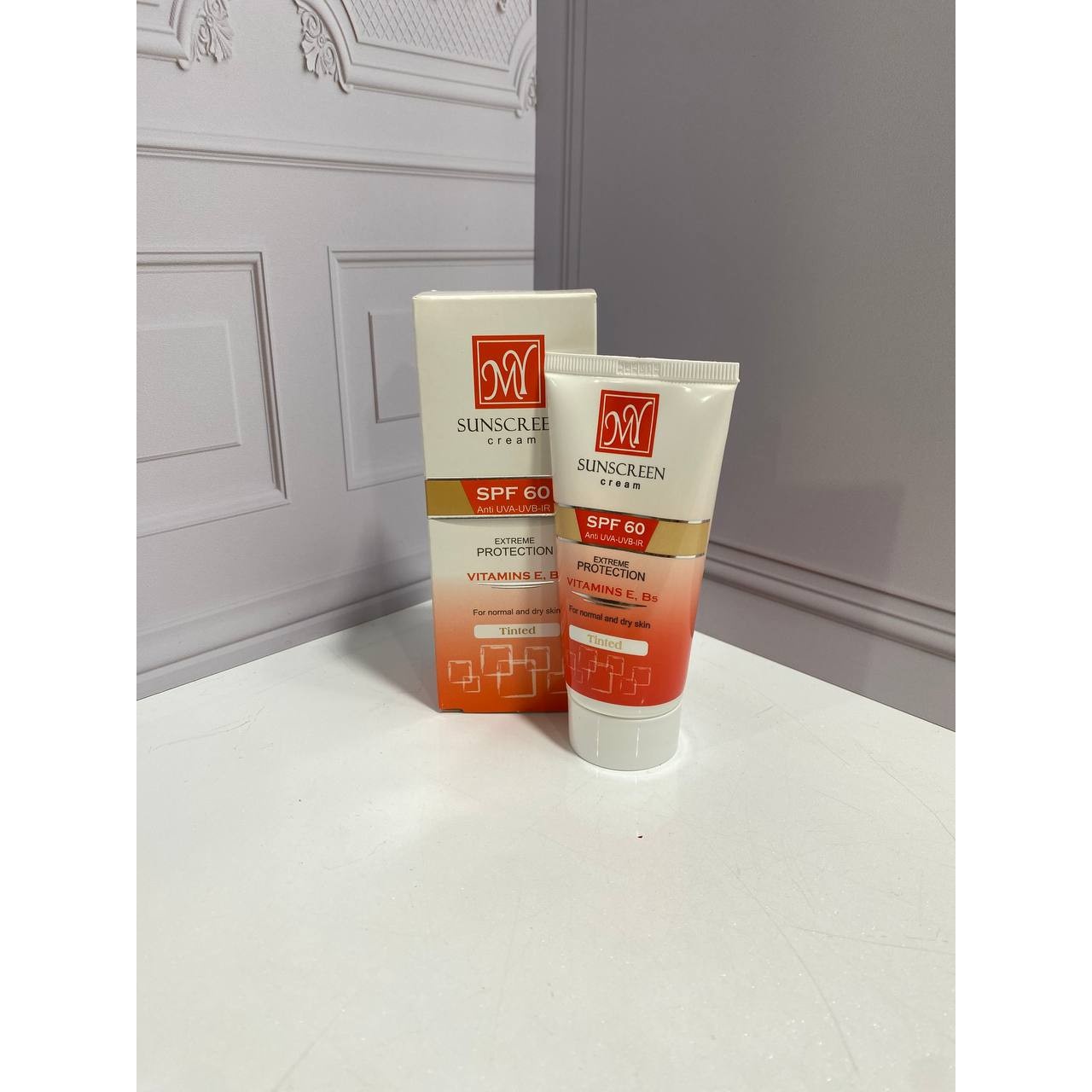 ضدآفتاب رنگی spf60 مای ( پوست نرمال تا خشک )